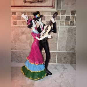 Day Of The Dead Dancing Skeletons